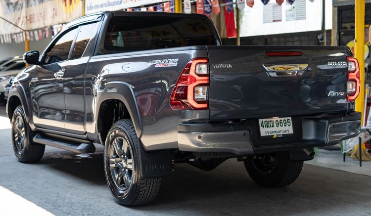 Toyota Hilux Revo 2025 2.4 Prerunner Mid Pickup ดีเซล ไม่ติดแก๊ส เกียร์ธรรมดา เทา รูปที่ 3