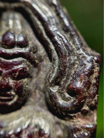 พระยอดขุนพล ซุ้มเรือนแก้ว กรุวัดพระศรีรัตนมหาธาตุ ลพบุรี เนื้อตะกั่วสนิมแดง  รูปที่ 3