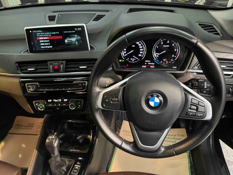BMW X1 2018 2.0 sDrive18i xLine Utility-car ดีเซล ไม่ติดแก๊ส เกียร์อัตโนมัติ ดำ รูปที่ 4