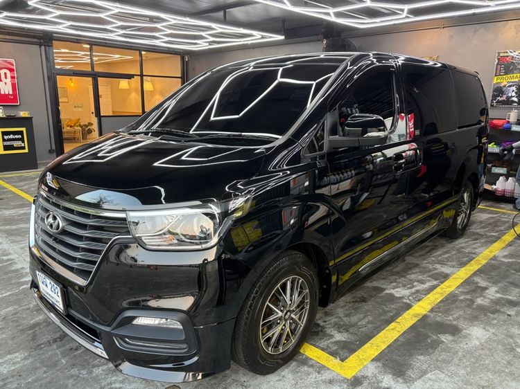 Hyundai H-1  2023 2.5 Elite Van ดีเซล เกียร์อัตโนมัติ ดำ รูปที่ 3