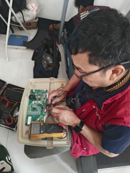 ช่างซ่อมลู่วิ่งไฟฟ้าHorizon841T ช่างซ่อมลู่วิ่งไฟฟ้าลำลูกกา​ ซ่อมได้ทุกรุ่น​ ทุกยี่ห้อ​ ทุกอาการบริการถึงบ้านท่านทั่วไทย รูปที่ 10