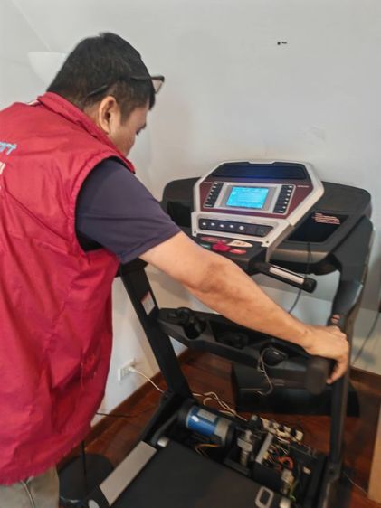 ช่างซ่อมลู่วิ่งไฟฟ้าSole​f63​ ช่างซ่อมลู่วิ่งไฟฟ้าโชคชัน4​ ซ่อมได้ทุกรุ่น​ ทุกยี่ห้อ​ ทุกอาการบริการถึงบ้านท่านทั่วไทย รูปที่ 3