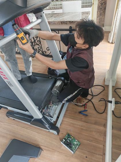ช่างซ่อมลู่วิ่งไฟฟ้าFitlux585 ช่างซ่อมลู่วิ่งไฟฟ้าคู้บอน​ ซ่อมได้ทุกรุ่น​ ทุกยี่ห้อ​ ทุกอาการบริการถึงบ้านท่านทั่วไทย รูปที่ 11