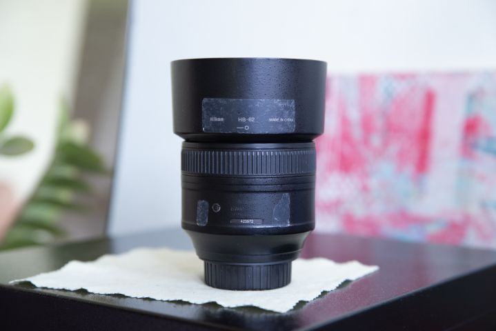 ขายเลนส์ Nikon AF-S 85 mm. F 1.8 G สภาพดี 
ไม่รา ไม่ฝ้า รูปที่ 2