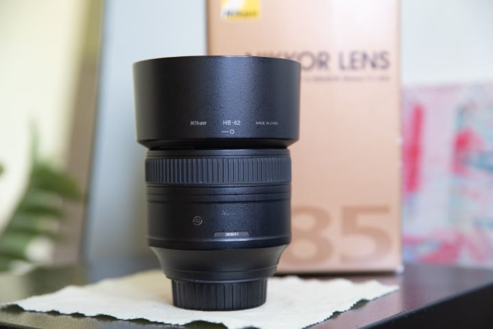ขายเลนส์ Nikon AF-S 85 mm. F 1.8 G ไม่รา ไม่ฝ้า รูปที่ 2