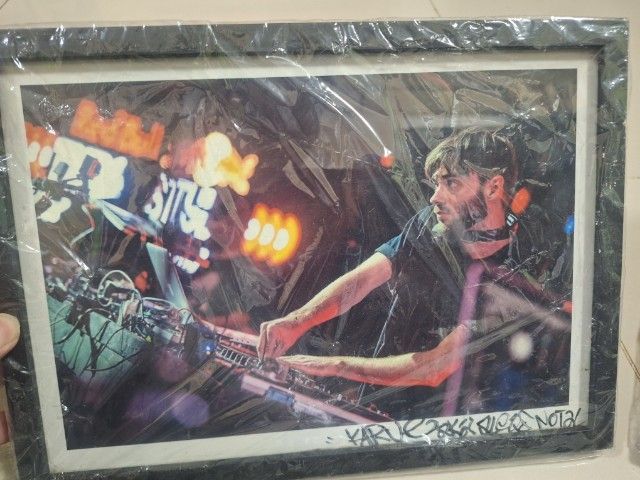 รูปภาพพร้อมลายเซ็น รูปที่ 5