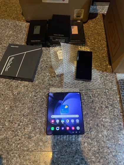 Galaxy Z Fold 5 512 GB ขายSamsungFold5สีใหม่หายากice Blue 512กิ๊กจอกางสุดหายากจอสวยกริปๆใช้งานดีทุกๆฟังชั่นถูกมากก