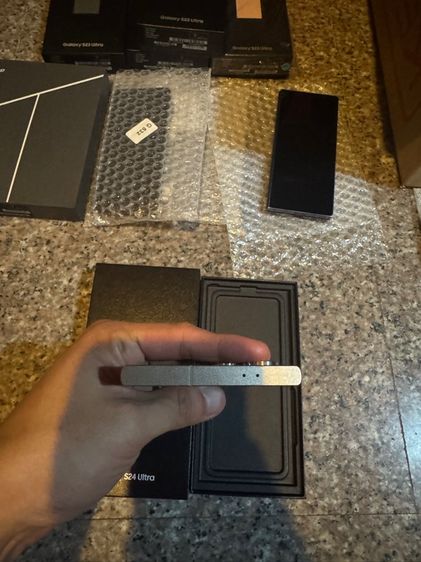 ขายๆๆSamsungS24Ultraสีใหม่หายากTitanuim VioletและGray 256กิ๊กมีกล่องอีมี่ตรงสูนTrueใช้งานดีไร้รอยใดๆติดกันรอยทัังเครื่องถูกๆมากกกๆ รูปที่ 9