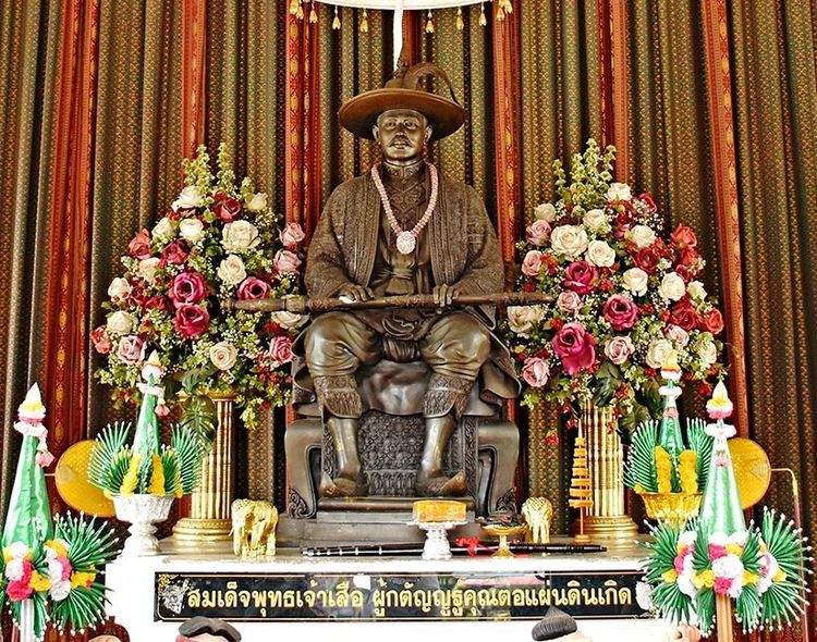 หลวงพ่อโต หลวงพ่อยิ้ม วัดโพธิ์ประทับช้าง  รูปที่ 5
