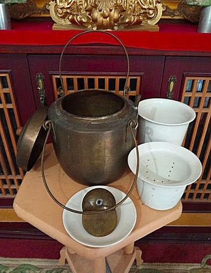 หม้อต้มสมุนไพรเก่าโบราณอายุเป็นร้อยปีสภาพเยี่ยมครบชุด รูปที่ 2