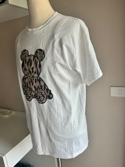 พร้อมส่ง T-Shirt ปักรูปหมีประดับคริสตัลปักสามมิติ อก 97 ซม  รูปที่ 4