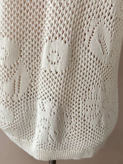 พร้อมส่งทันที Free EMS Used Lyn Around Polo Collar Knitted Top Size L คอปก ผ้านิตนุ่มๆสีขาว รูปที่ 4