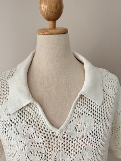 พร้อมส่งทันที Free EMS Used Lyn Around Polo Collar Knitted Top Size L คอปก ผ้านิตนุ่มๆสีขาว รูปที่ 6