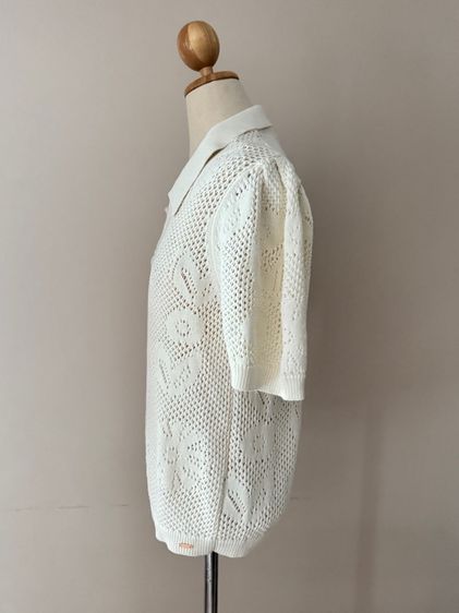 พร้อมส่งทันที Free EMS Used Lyn Around Polo Collar Knitted Top Size L คอปก ผ้านิตนุ่มๆสีขาว รูปที่ 2