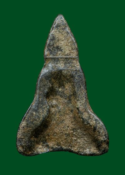 พระร่วงนั่งหลังลิ่ม รูปที่ 2