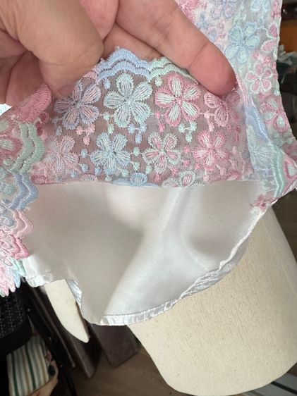 เสื้อกล้ามผ้าซาตินระบายด้านหน้า รูปที่ 6