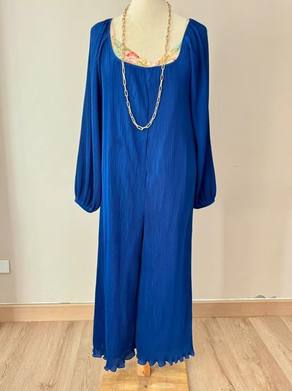 Pleat Jumpsuit with gold chain accessories full body size L Lyn Around รูปที่ 8