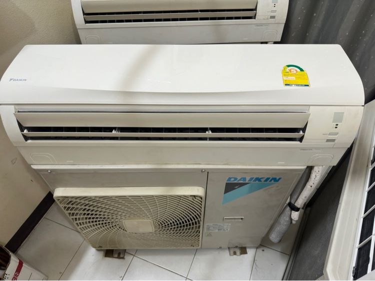 แอร์ติดผนัง แอร์มือสองDaikin 22,000btu R32 ปี18
