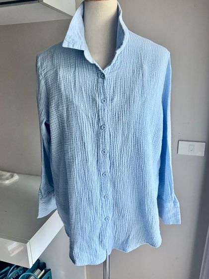 เสื้อเชิ้ต เสื้อทรงเชิ้ตคอปกแขนยาวผ้านุ่มย่นๆสีฟ้า Size L