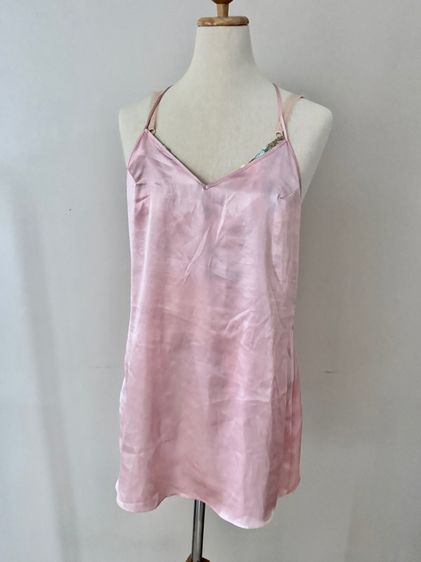 เดรสสายเดี่ยวคอวีสีชมพูผ้าซาติน One Size รูปที่ 10