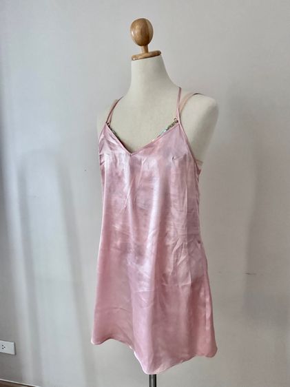 ไม่มีแขน ฟรีไซส์ เดรส | จั๊มสูท เดรสสายเดี่ยวคอวีสีชมพูผ้าซาติน One Size