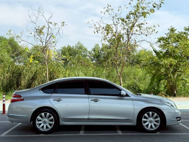 Nissan Teana 2009 2.5 XV Sedan เบนซิน ไม่ติดแก๊ส เกียร์อัตโนมัติ บรอนซ์เงิน รูปที่ 4