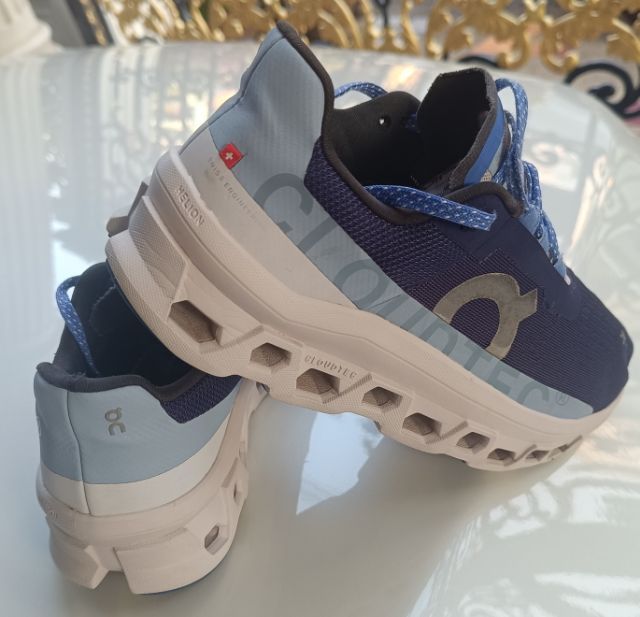 ขายถูก On Cloud monster size 38.5-24.5cm ของแท้ สภาพดี รูปที่ 4