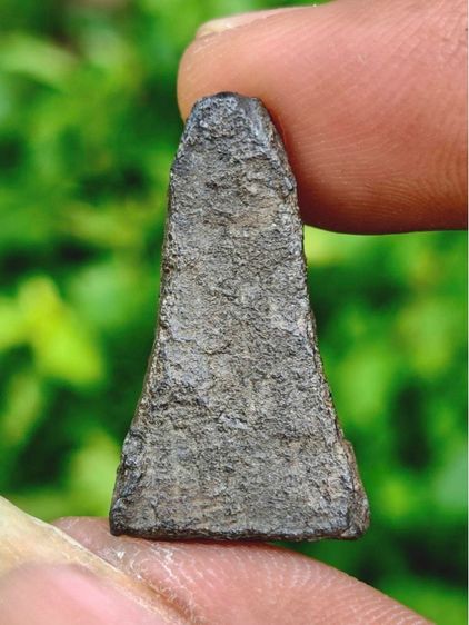 พระผงสุพรรณ หรือ พระสุพรรณยอดโถ กรุวัดพระศรีรัตนมหาธาตุ สุพรรณบุรี เนื้อชินเงินแท้  รูปที่ 4