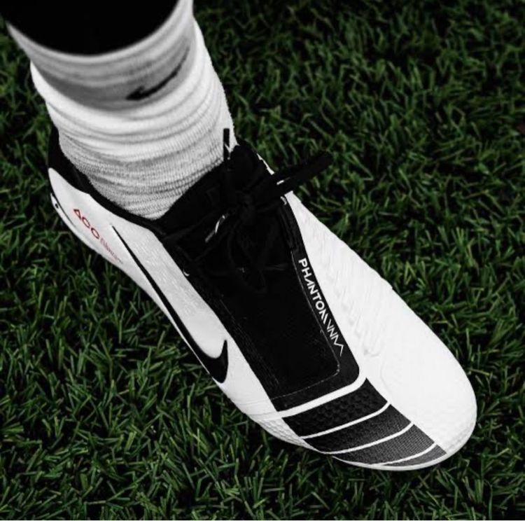 NIKE PHANTOM VENOM ELITE FG FUTURE DNAoWHITE BLACKoLIMITED EDITION รูปที่ 2
