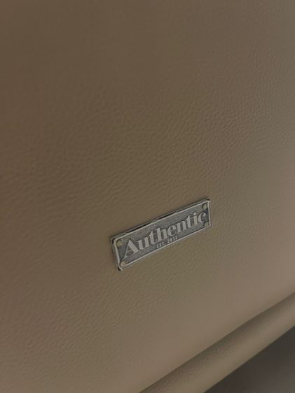 โซฟาหนังแท้  Authentic  ขนาด 215 ซม สภาพใหม่ รูปที่ 7