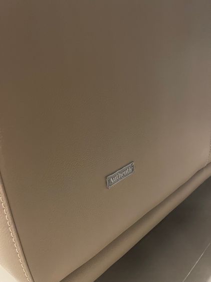 โซฟาหนังแท้  Authentic  ขนาด 215 ซม สภาพใหม่ รูปที่ 5