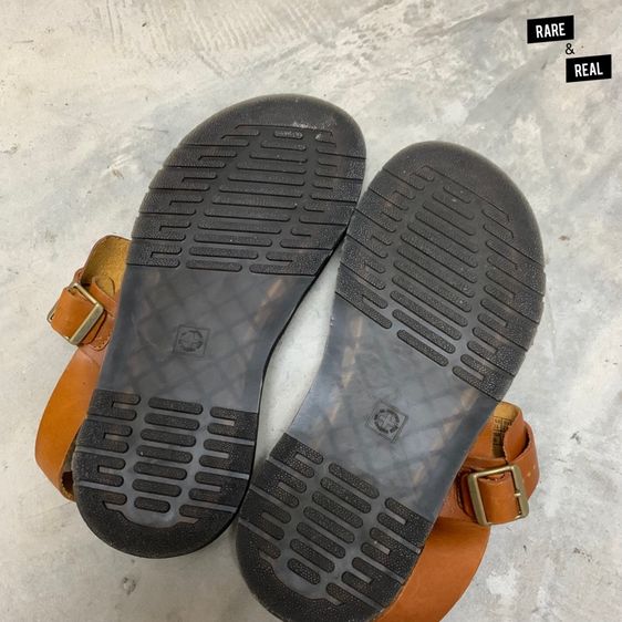 🔥 ขายรองเท้าแตะหนัง Dr. Martens มือสอง รูปที่ 4