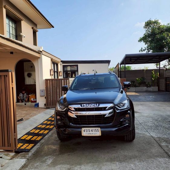 รถ Isuzu D-MAX 1.9 Hi-Lander ZP สี ดำ