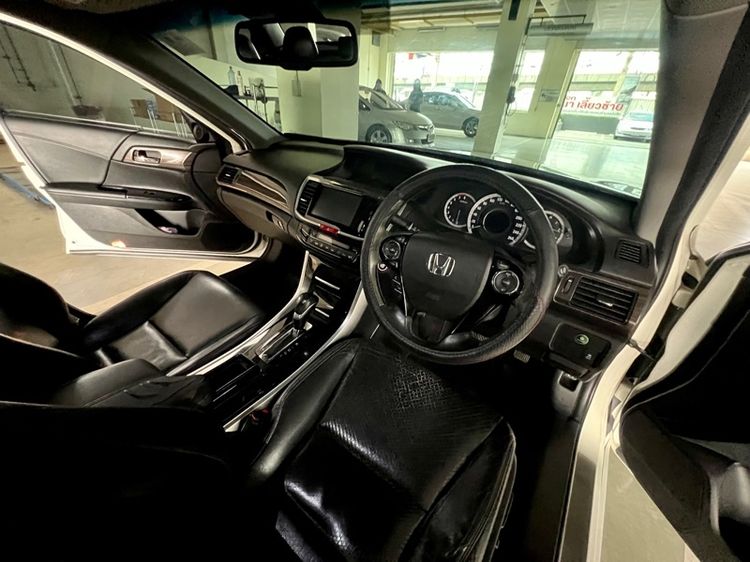 Honda Accord 2016 2.0 EL i-VTEC Sedan เบนซิน ไม่ติดแก๊ส เกียร์อัตโนมัติ ขาว รูปที่ 4