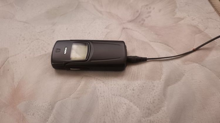 NoKia 8910 titanium รูปที่ 4