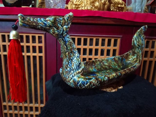 เรือหงส์กระเบื้องเคลือบเบญจรงค์ขนาดใหญ่เก่าโบราณสภาพเยี่ยม รูปที่ 14