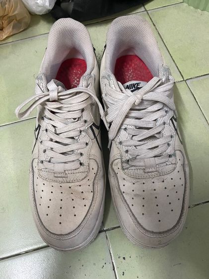 รองเท้าผ้าใบ