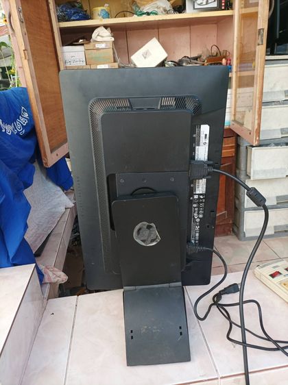 จอ Hp 22 นิ้ว รุ่น E221c ปรับสูงต่ำ ทะแยงได้หมด มีช่องต่อ disply vga dvi usb av in และช่องต่อพริ้นเตอร์ มีลำโพงในตัว ขายเพียง 590 บาท  รูปที่ 5