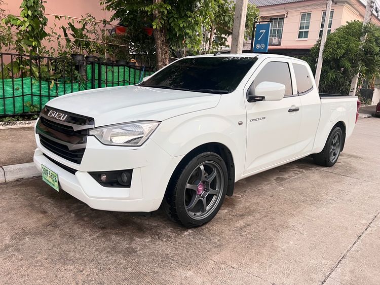 รถ Isuzu D-MAX 1.9 S สี ขาว