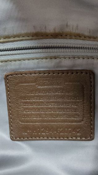 กระเป๋าสะพายผู้หญิงยี่ห้อCOACH รูปที่ 6