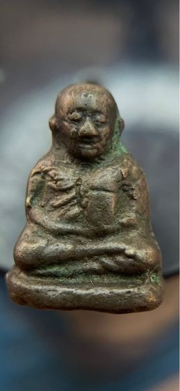 รูปหล่อหลวงพ่อเงินพิมพ์ขี้ตา