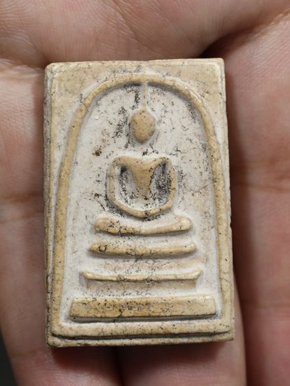 รหัส 447 - พระสมเด็จพิมพ์ใหญ่ วัดระฆังโฆสิตาราม สภาพสวยสมบูรณ์ มวลสารชัดเจน รับประกันตรงปกตามรูปภาพค่ะ จากหีบโบราณ” โทร 0933253888 รูปที่ 5