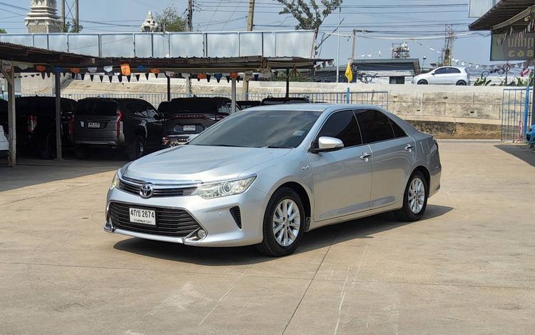 Toyota Camry 2015 2.0 G Sedan เบนซิน ไม่ติดแก๊ส เกียร์อัตโนมัติ บรอนซ์เงิน