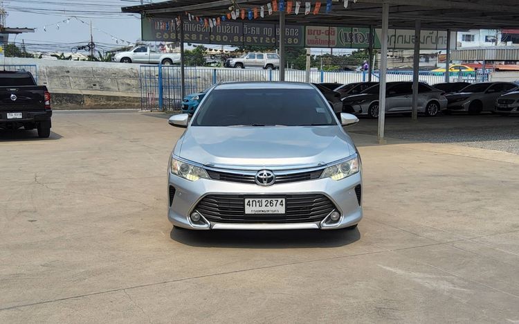 Toyota Camry 2015 2.0 G Sedan เบนซิน ไม่ติดแก๊ส เกียร์อัตโนมัติ บรอนซ์เงิน รูปที่ 2