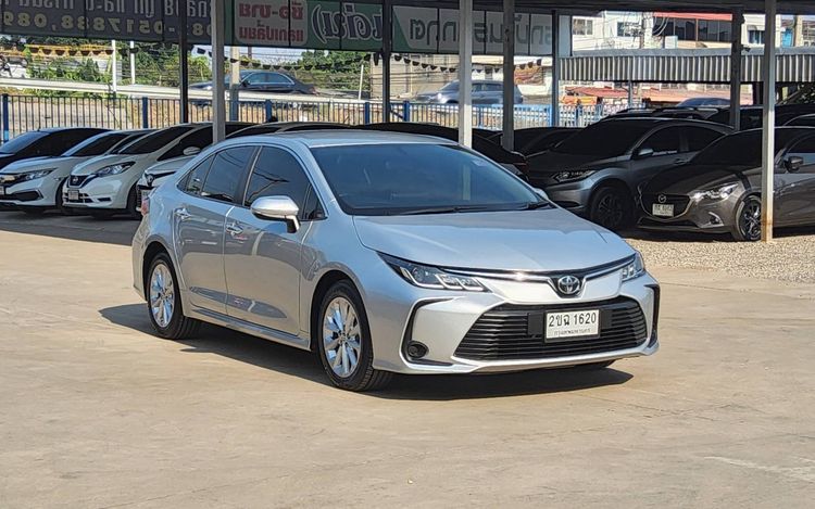 Toyota Altis 2021 1.6 G Sedan เบนซิน ไม่ติดแก๊ส เกียร์อัตโนมัติ บรอนซ์เงิน รูปที่ 3