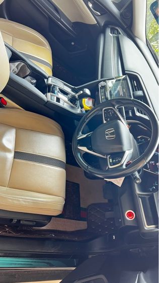 Honda Civic 2020 1.8 EL i-VTEC Sedan เบนซิน ไม่ติดแก๊ส เกียร์อัตโนมัติ ดำ รูปที่ 4