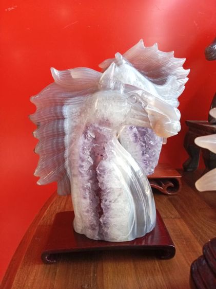 รูปแกะสลัก หิน Agate Amethyst หัวม้า 8ตัว 35,000 บาท รูปที่ 11