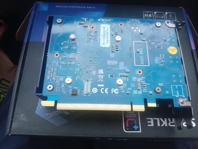 ขาย การ์เจอ INTEL ARC A380 ELF 6GB GDDR6