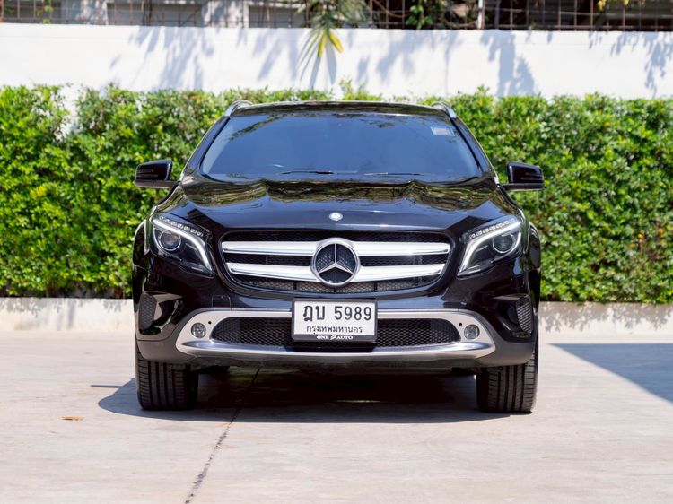 Mercedes-Benz GLA-Class 2015 GLA200 Utility-car เบนซิน ไม่ติดแก๊ส เกียร์อัตโนมัติ ดำ รูปที่ 2