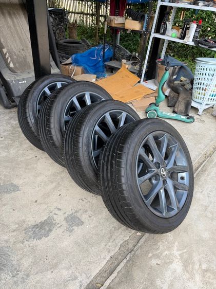  ล้อแม็กแท้ ขอบ 17 “ LEXUS IS250 MC 2012 พร้อมยาง  Falken ปี 2024 ให้ได้อีกนาน สอบถามได้ครับ รูปที่ 4